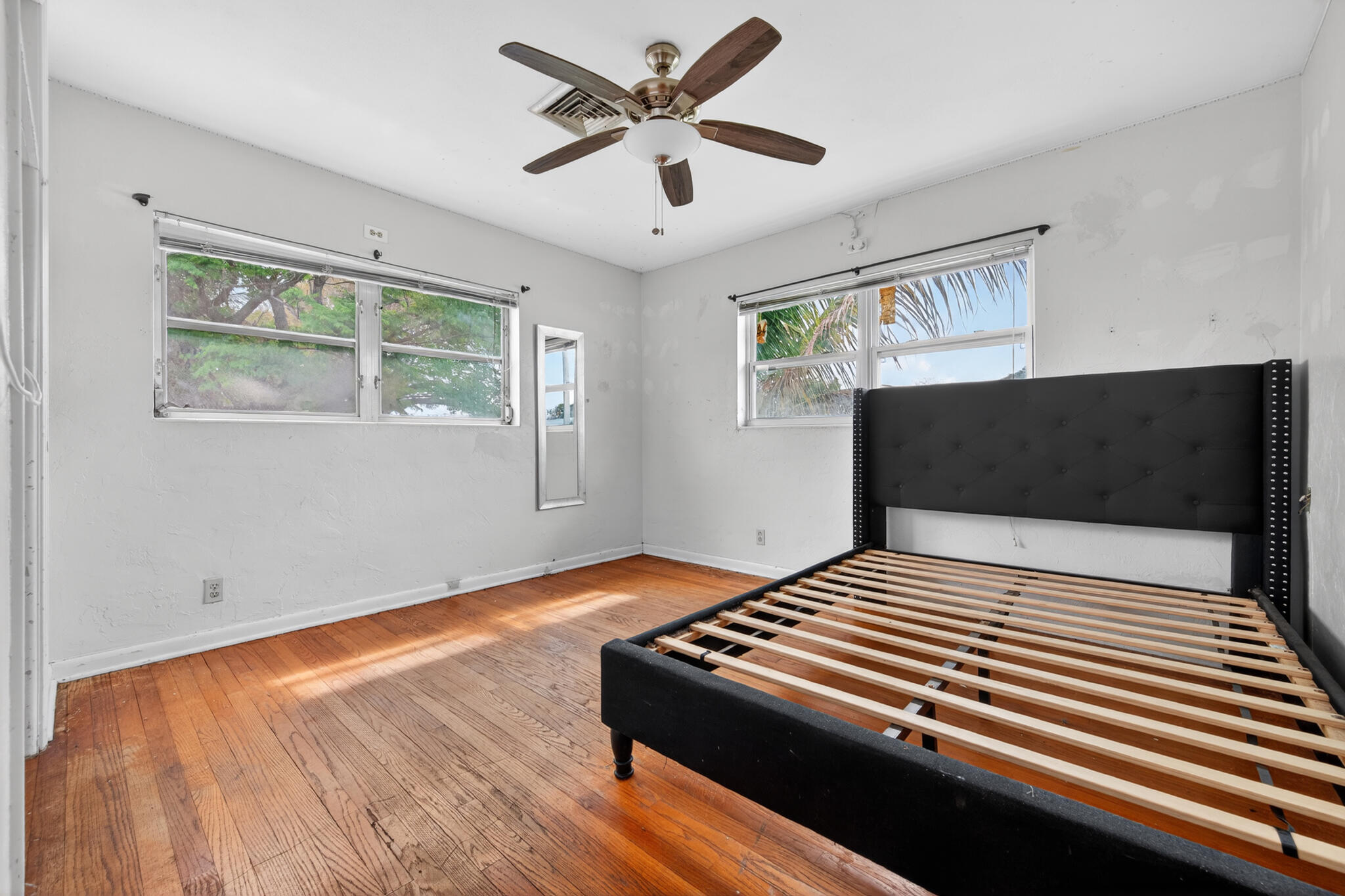 RIDGE CREST GARDENS - Residential