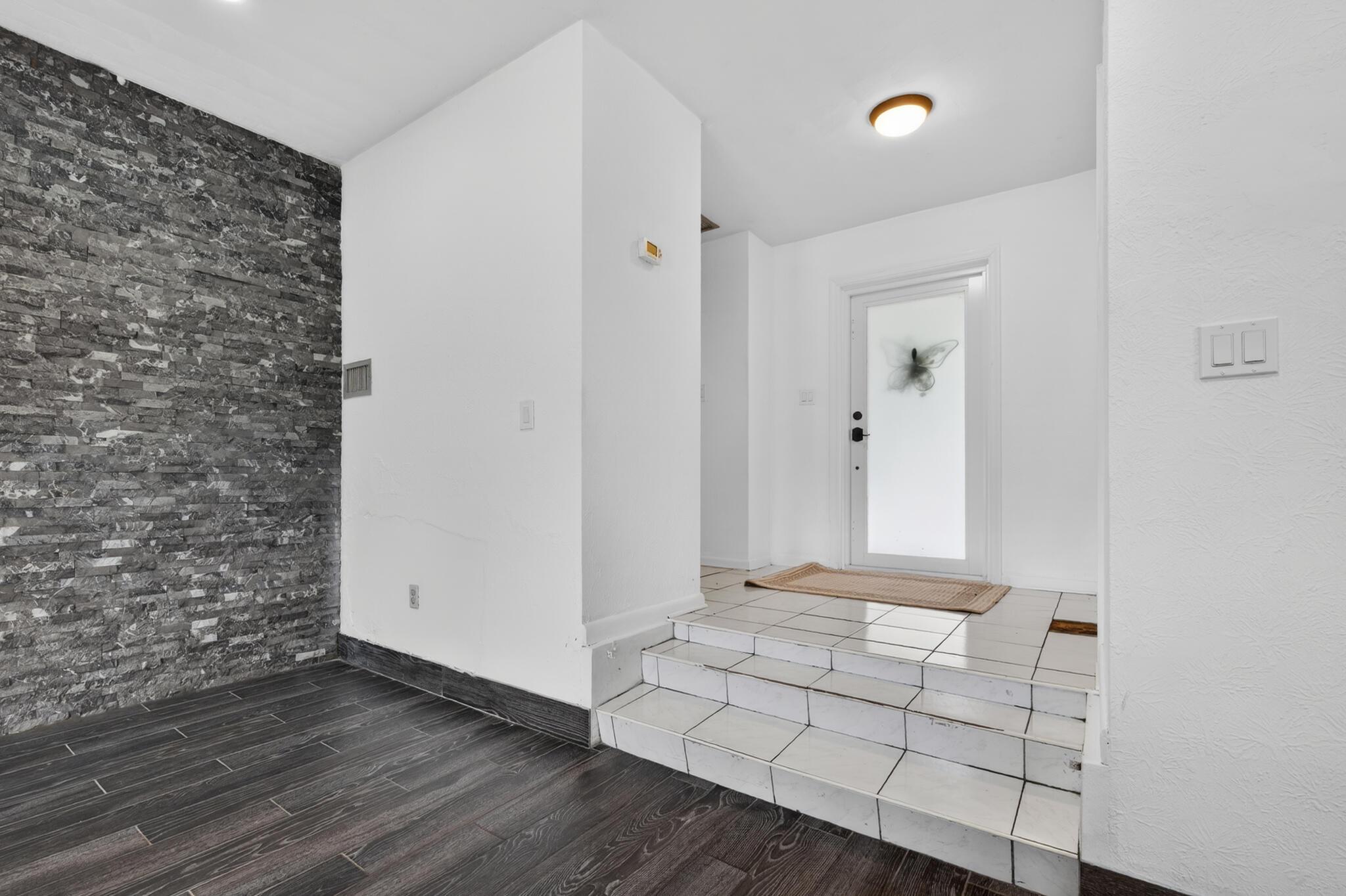 RIDGE CREST GARDENS - Residential