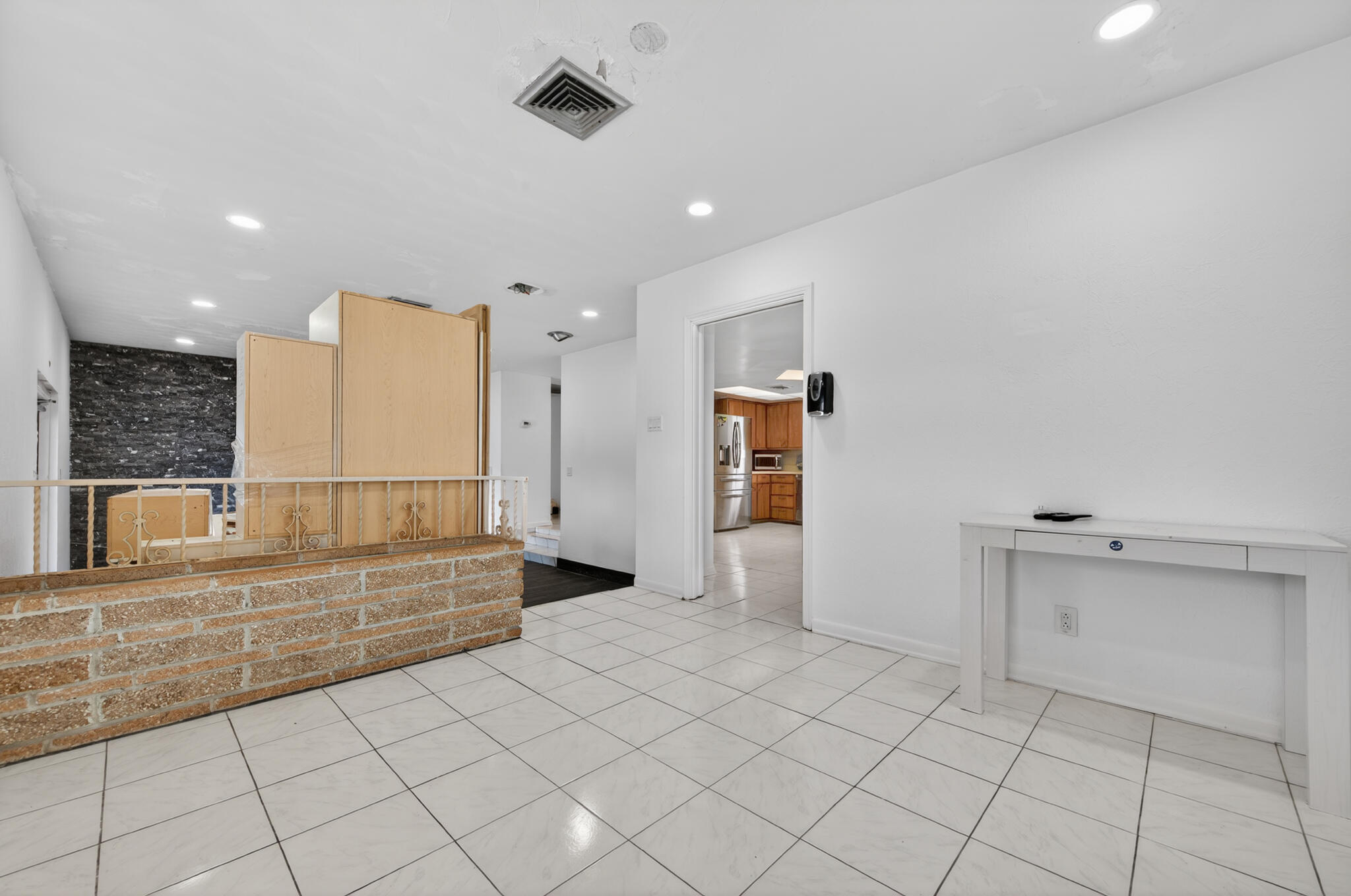 RIDGE CREST GARDENS - Residential