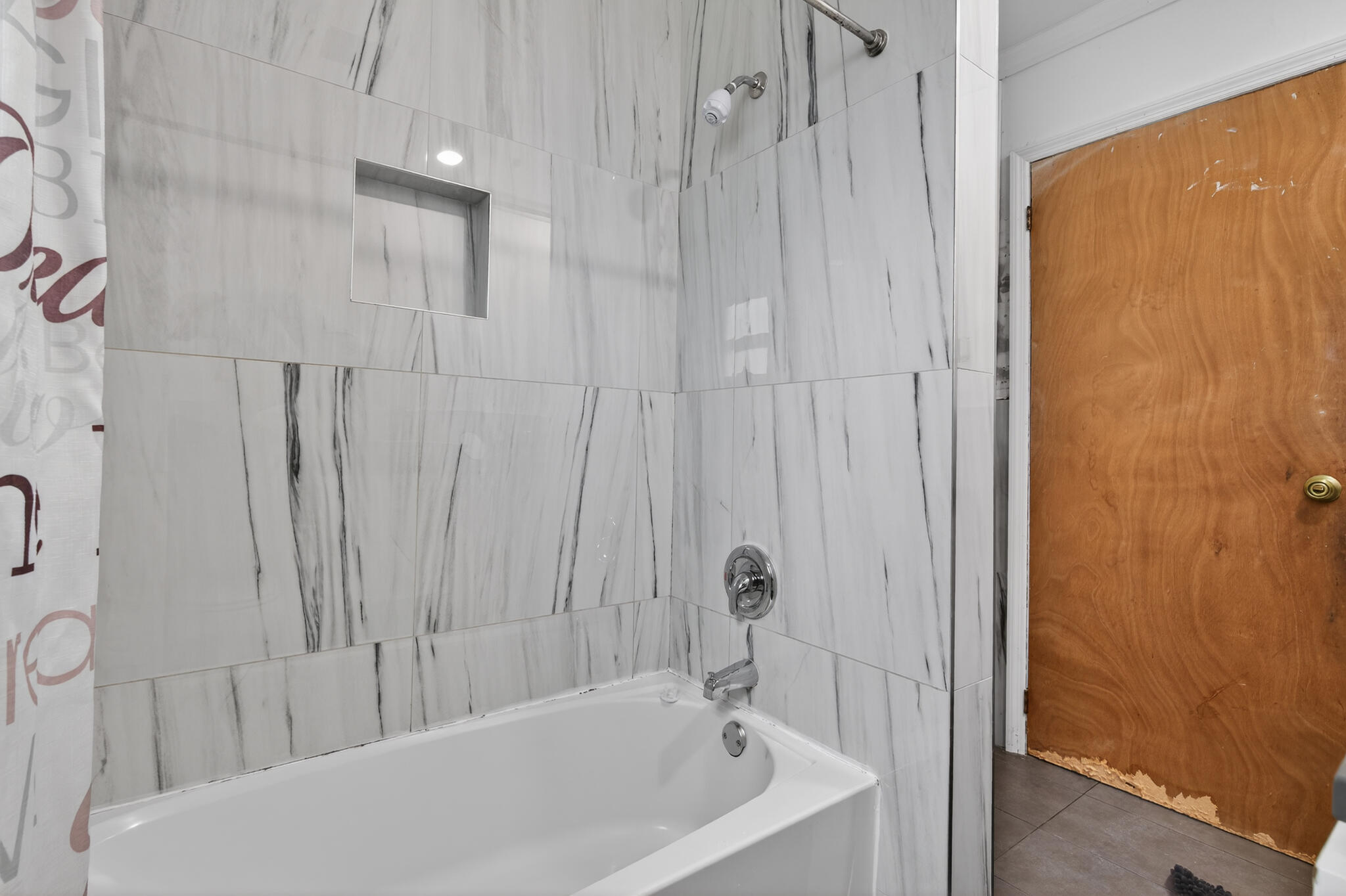 RIDGE CREST GARDENS - Residential