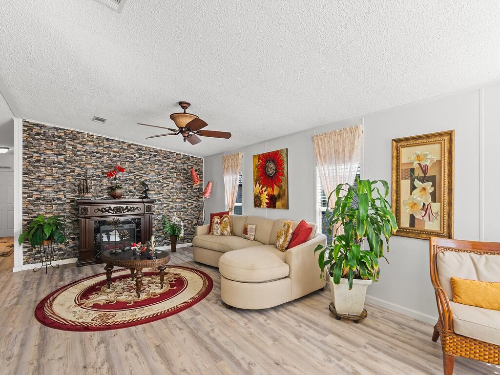 Spanish Lakes One - Residential