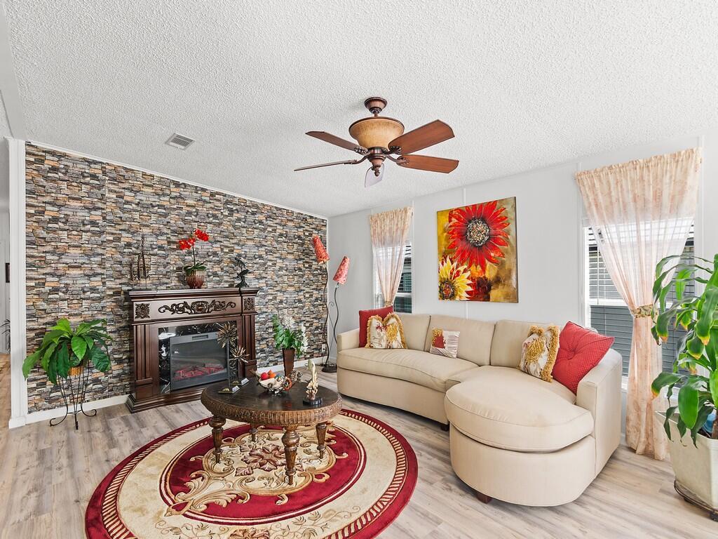 Spanish Lakes One - Residential