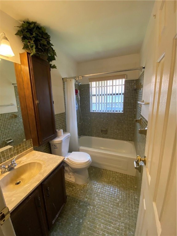 LONE PINE ESTATES - Residential