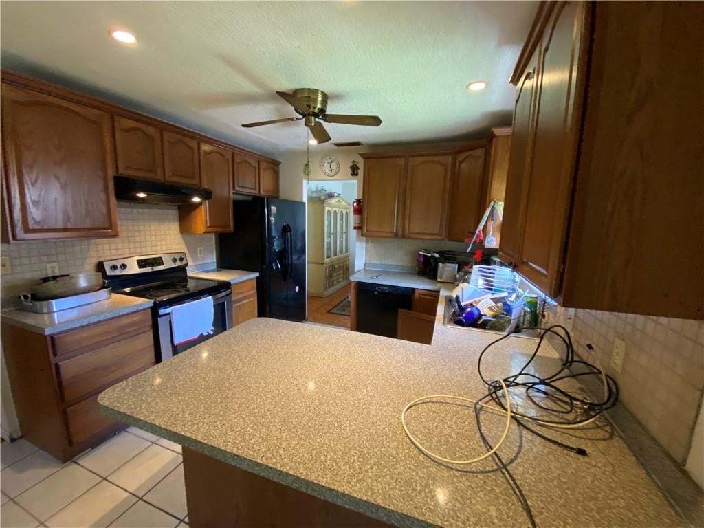 LONE PINE ESTATES - Residential