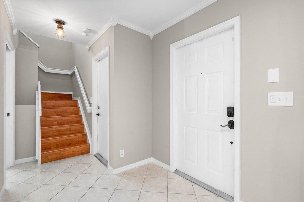 Photo of 4303 NW 1 Drive, Deerfield Beach, FL 33442 (MLS # R11126523)