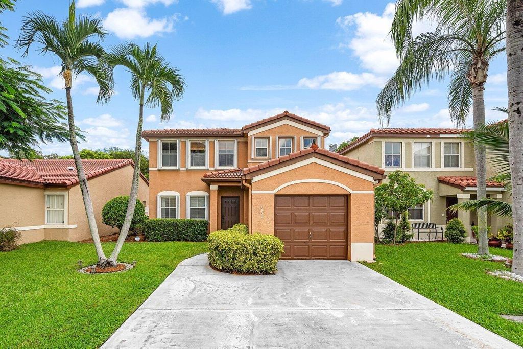 Photo of 4303 NW 1 Drive, Deerfield Beach, FL 33442 (MLS # R11126523)