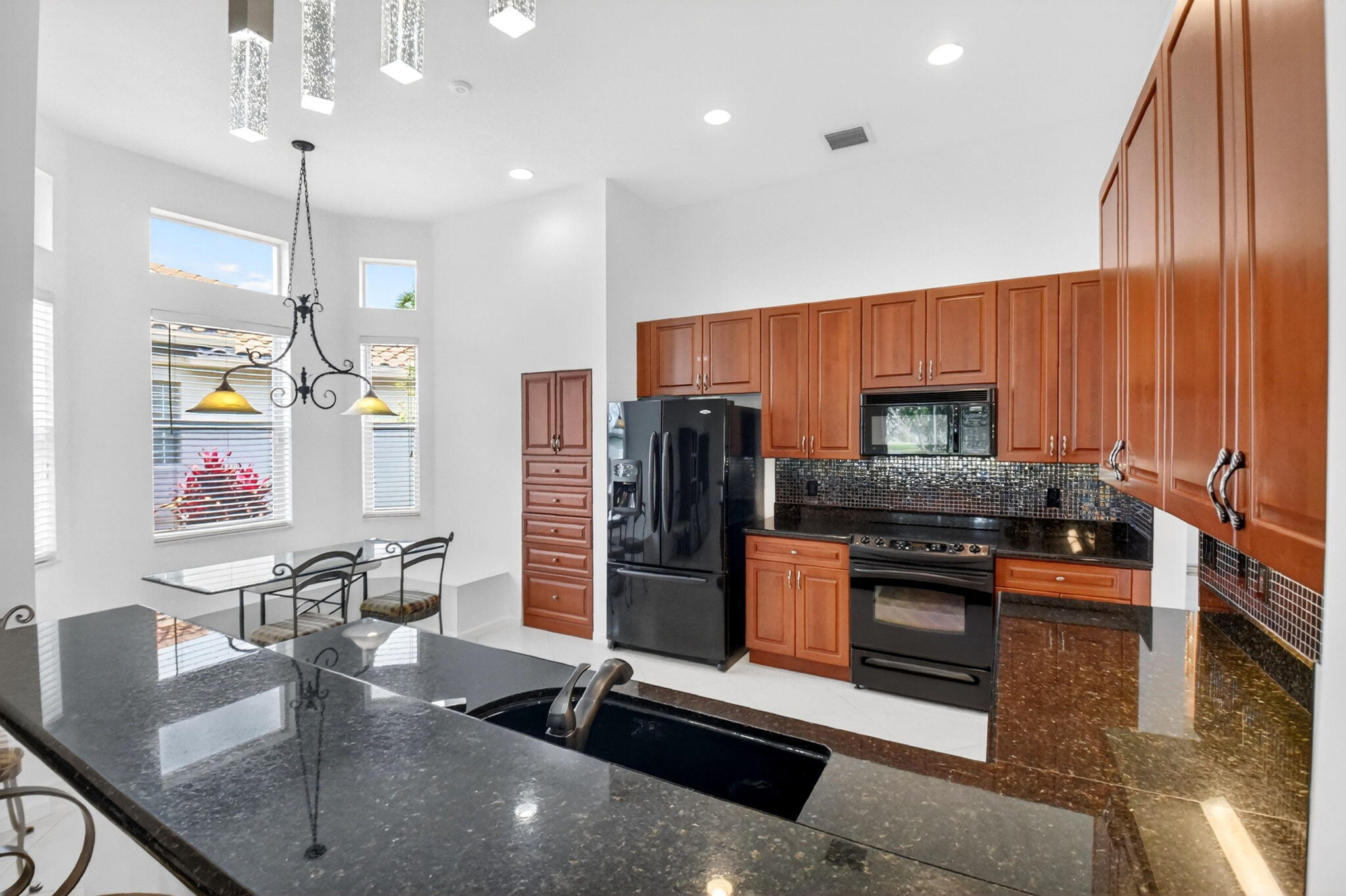 TOWNE PARK TR H - Residential