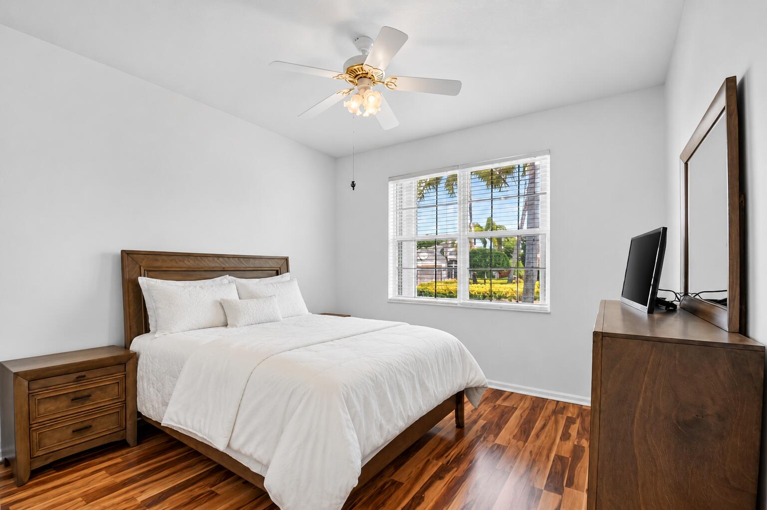 TOWNE PARK TR H - Residential