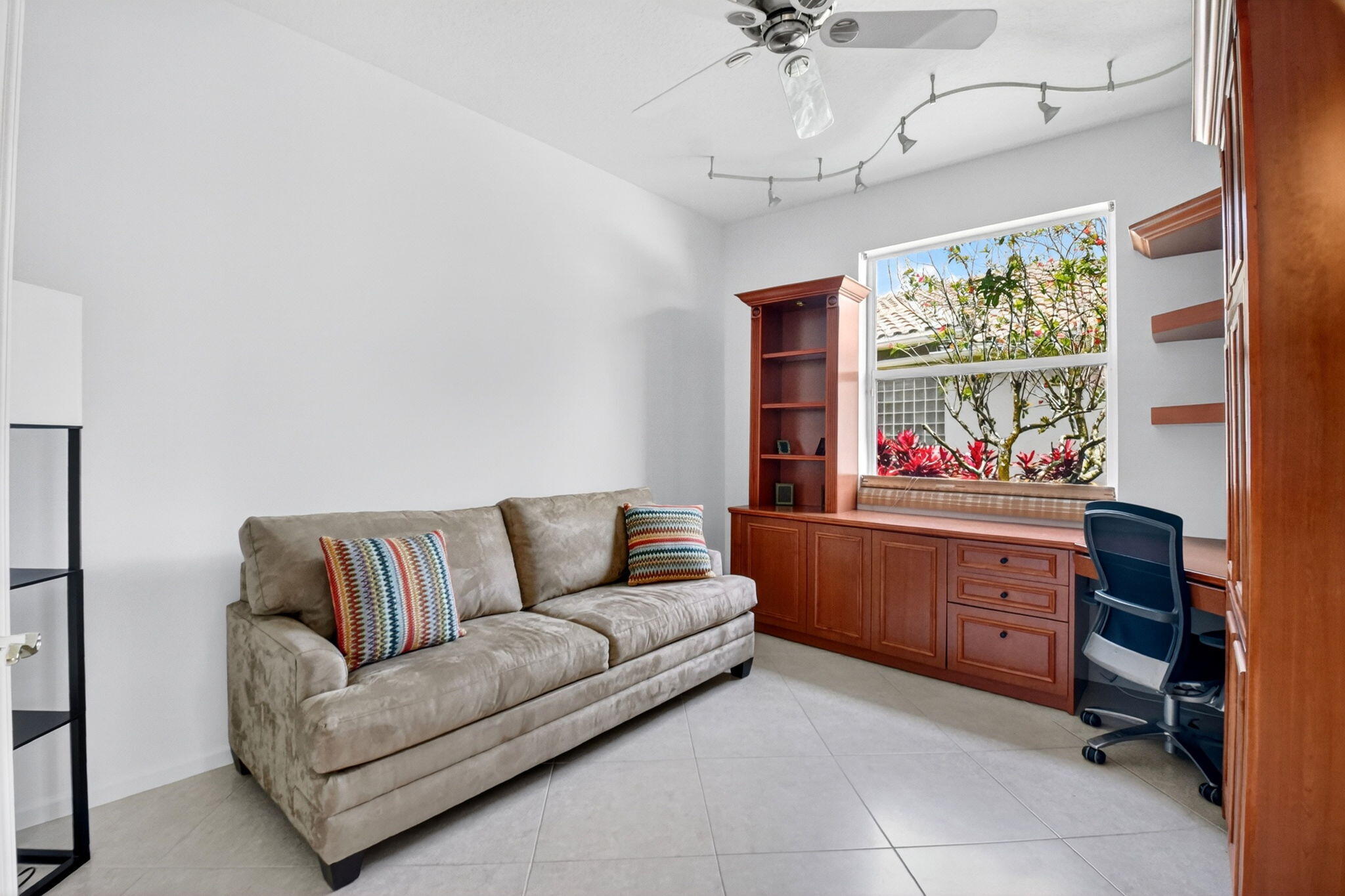 TOWNE PARK TR H - Residential