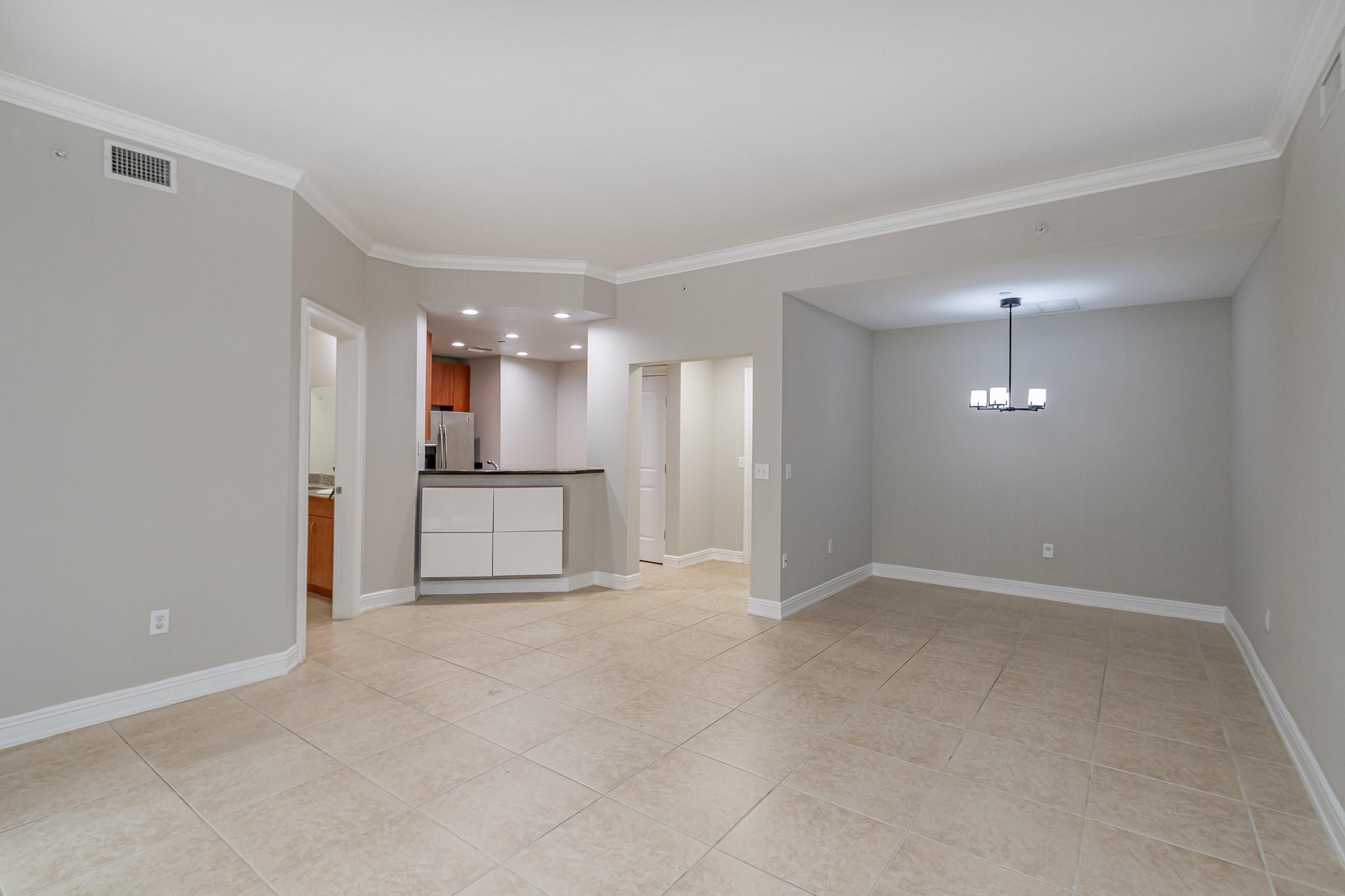 WESTON 55 PLUS PALMS - Residential