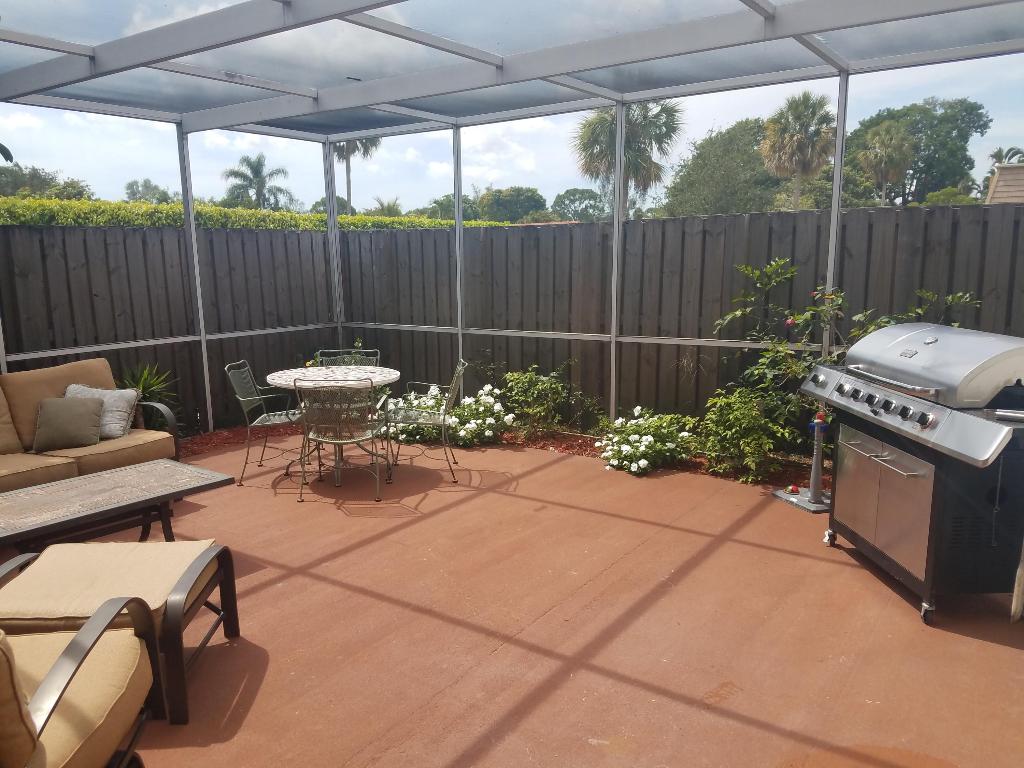 WINCHESTER COURT - Residential