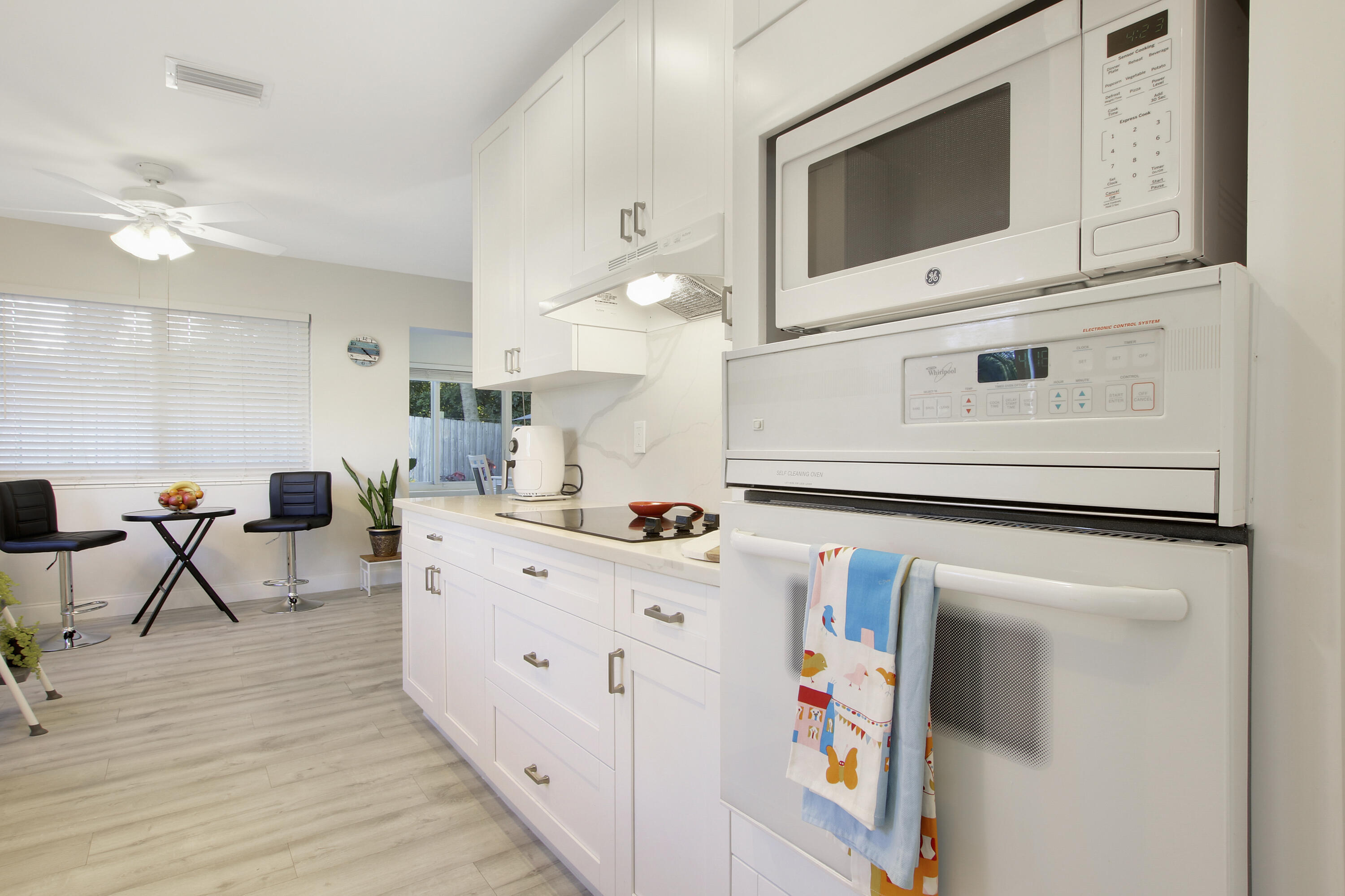 JUPITER IN THE PINES SEC B - Residential Lease