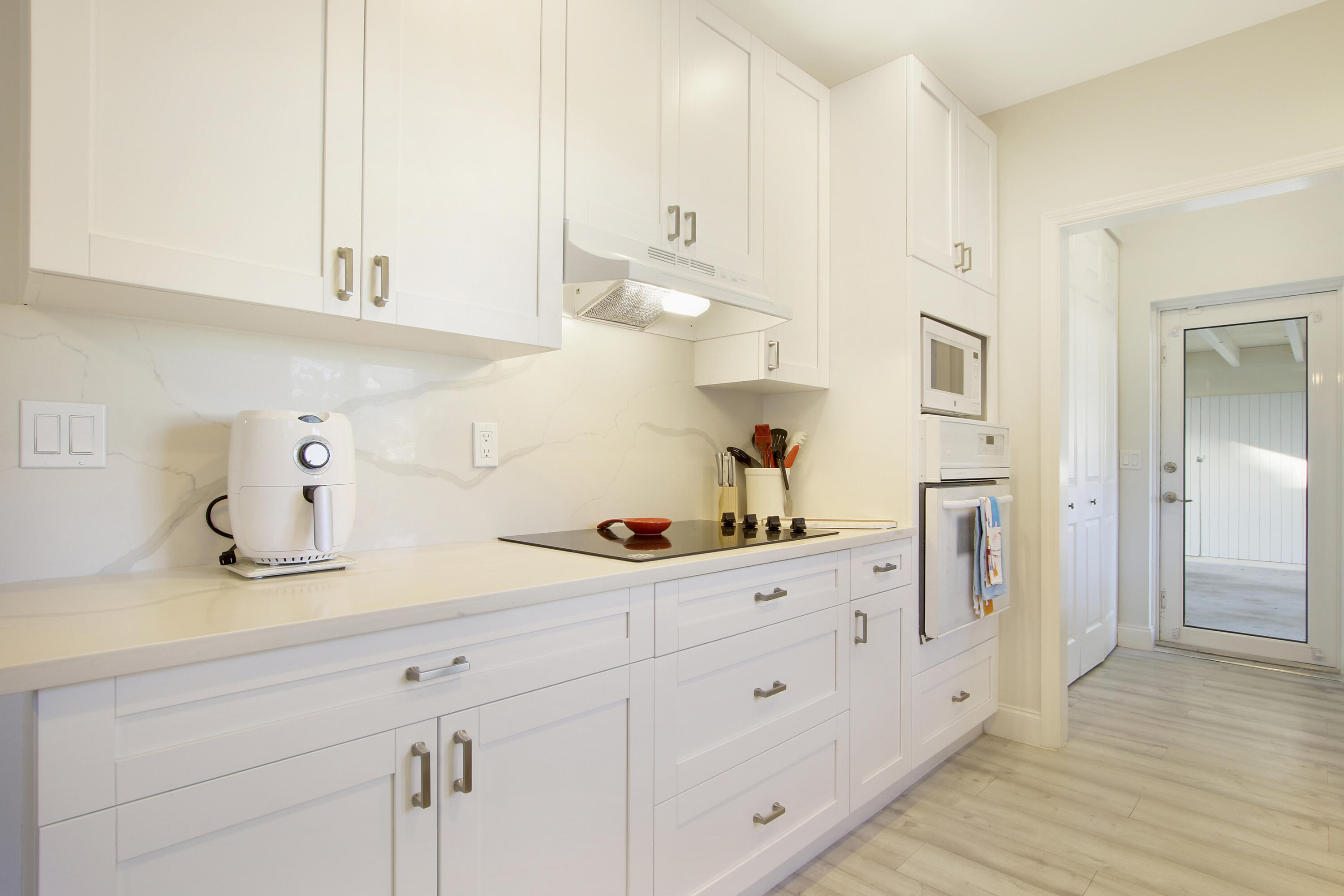 JUPITER IN THE PINES SEC B - Residential Lease