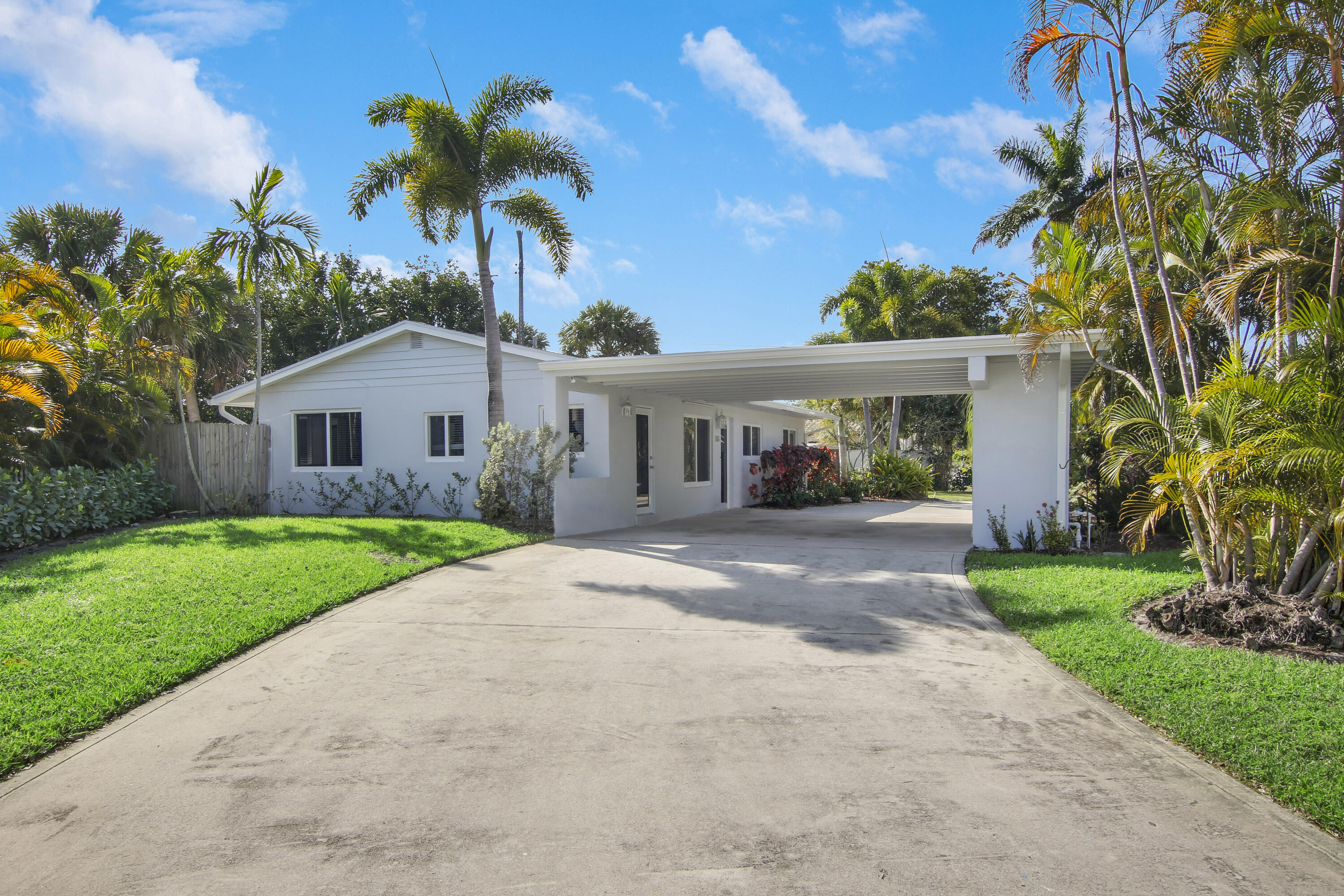 JUPITER IN THE PINES SEC B - Residential Lease