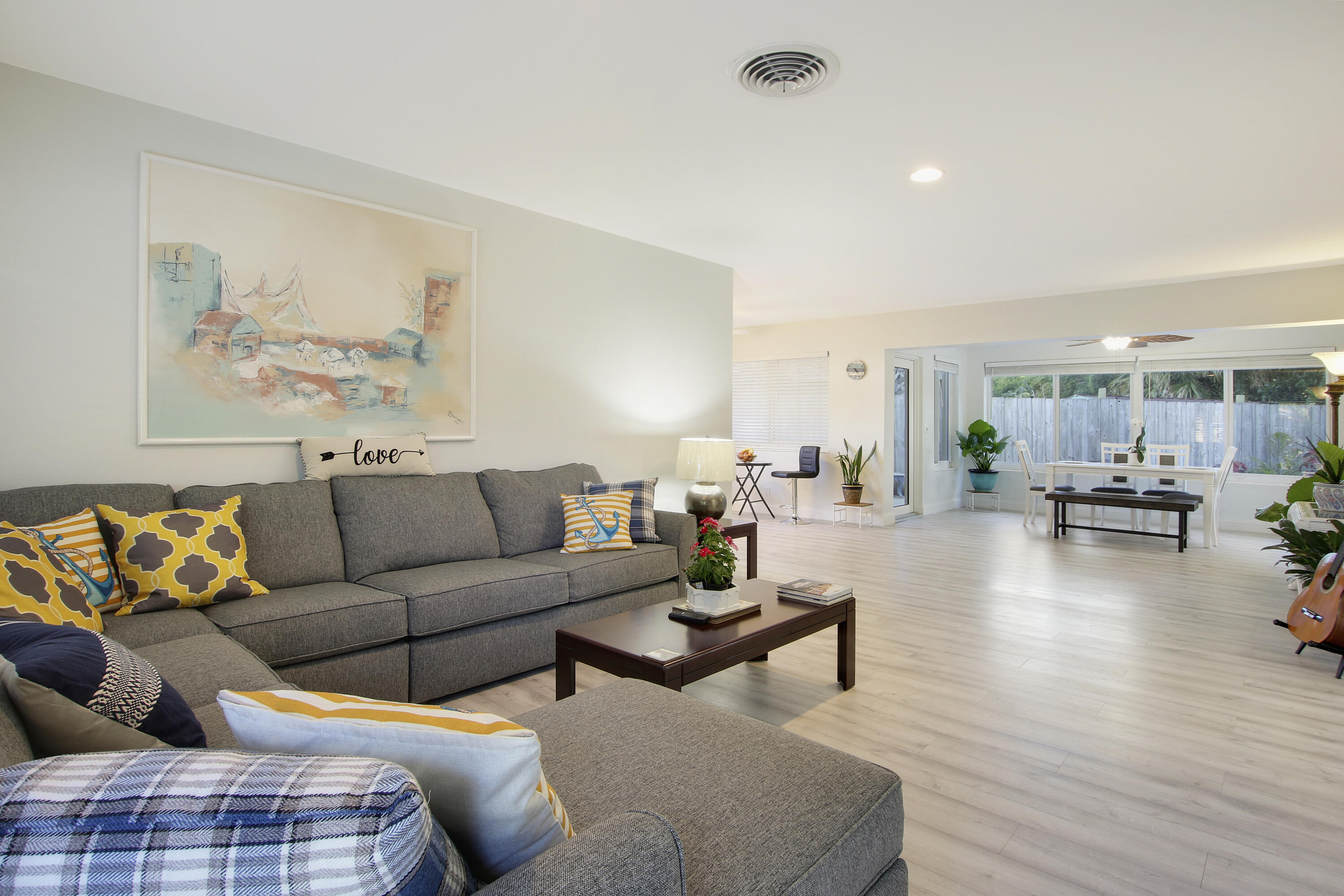 JUPITER IN THE PINES SEC B - Residential Lease