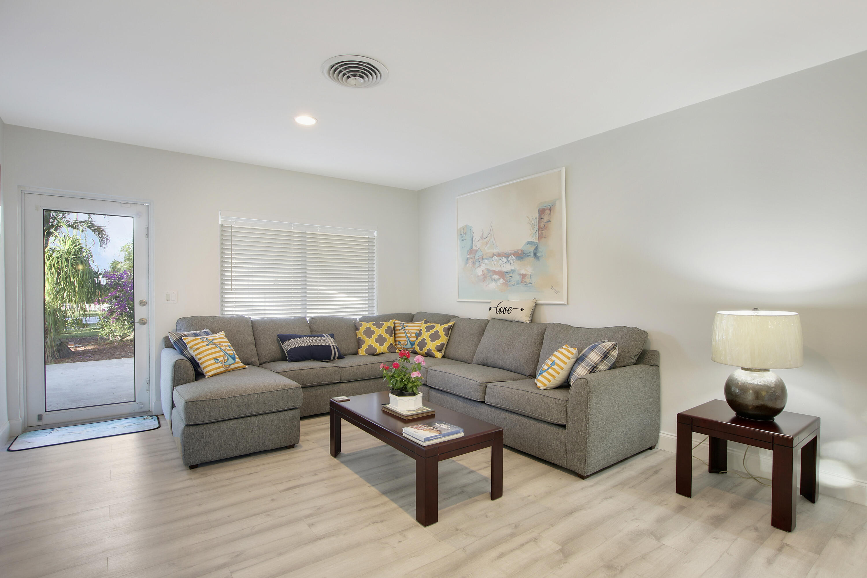 JUPITER IN THE PINES SEC B - Residential Lease