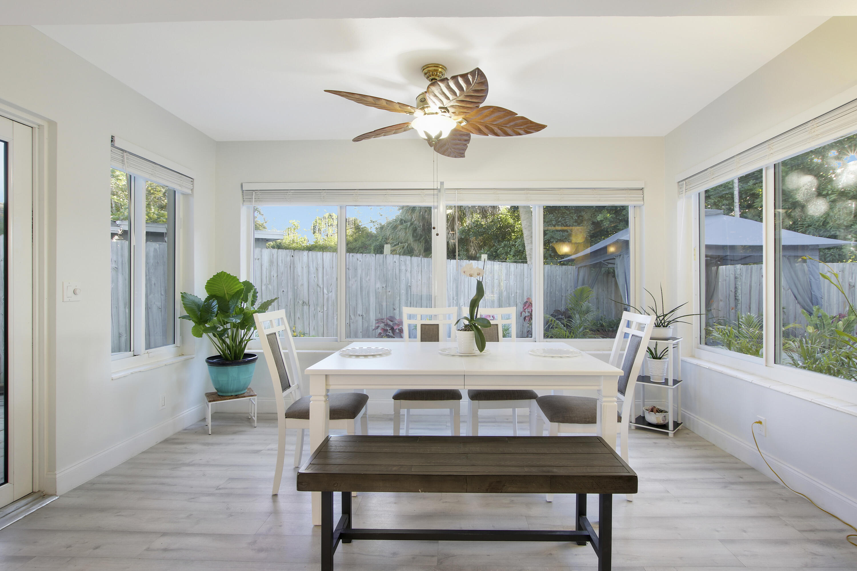 JUPITER IN THE PINES SEC B - Residential Lease