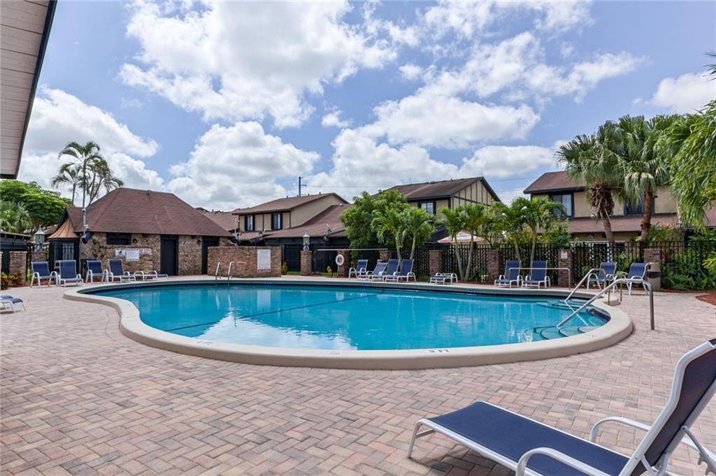 SPRINGTREE LAKES - Residential Lease