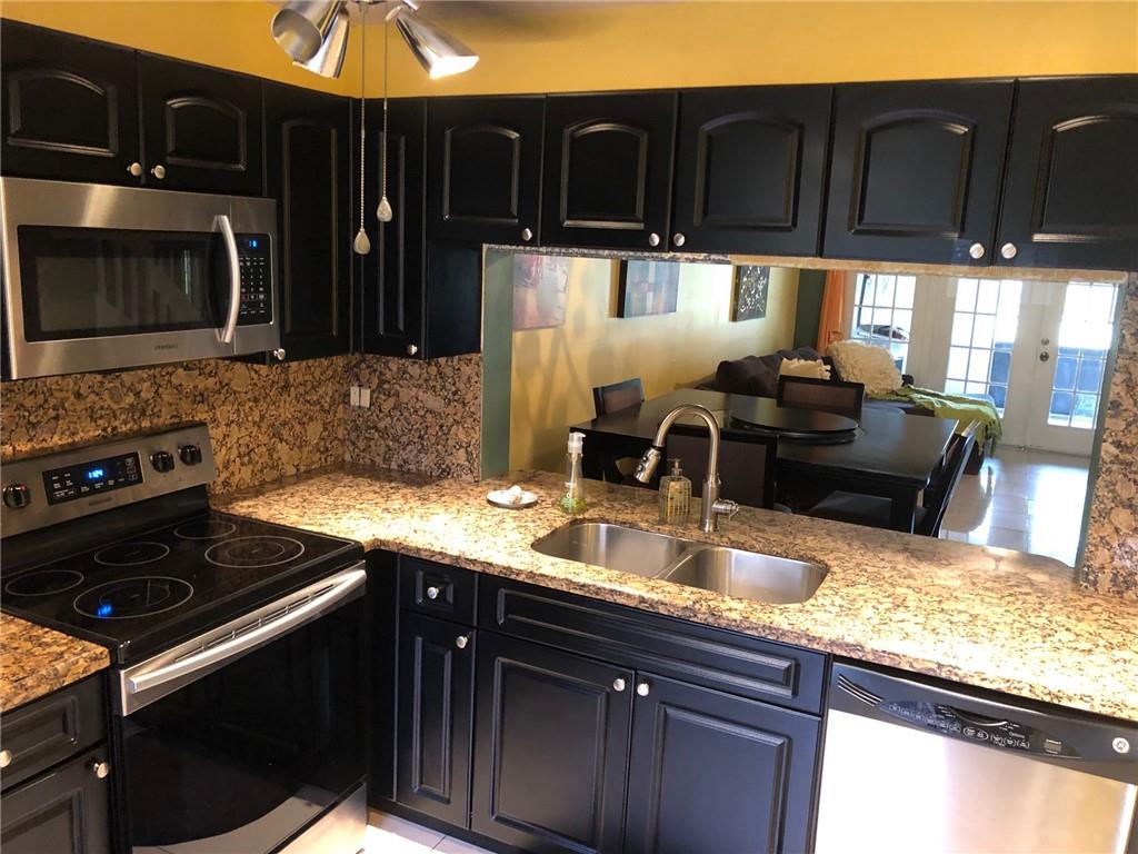 SPRINGTREE LAKES - Residential Lease