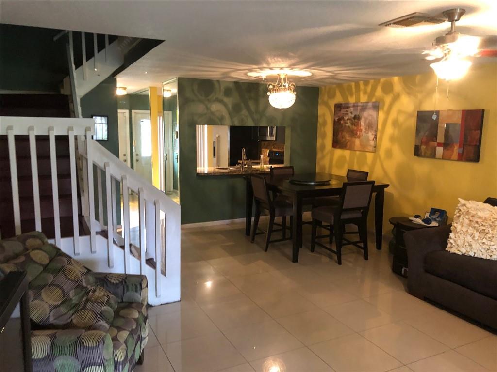 SPRINGTREE LAKES - Residential Lease