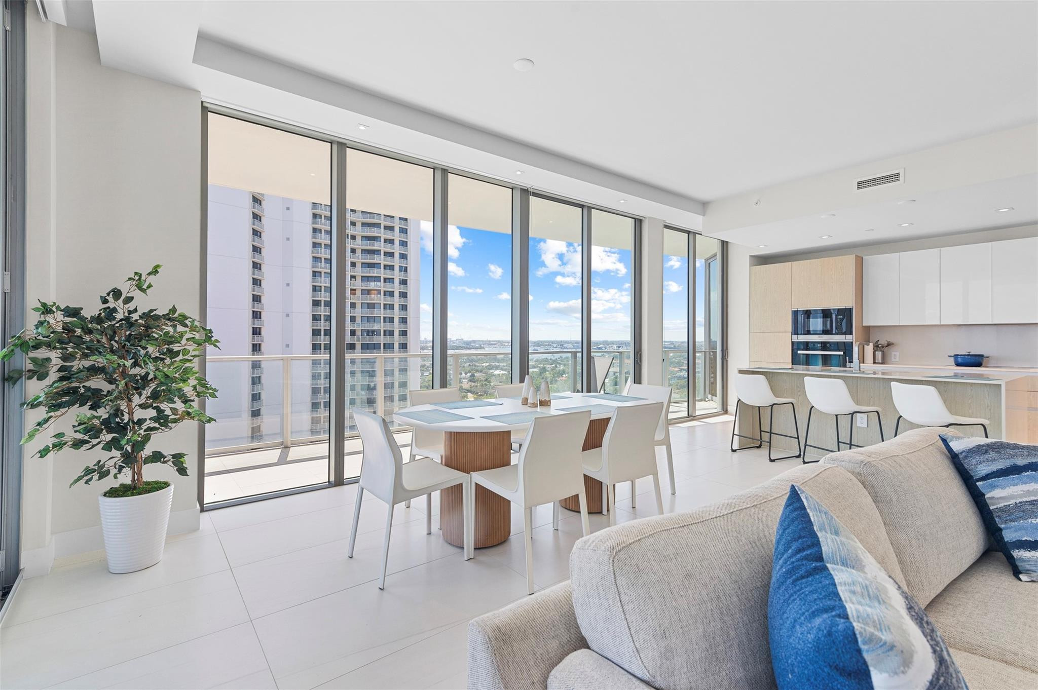 Amrit Ocean Resort & Resi - Residential Lease