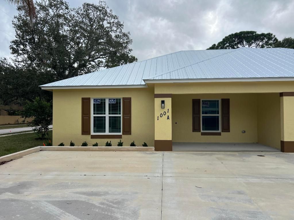 Photo of 1001 Tennessee Avenue #A, Fort Pierce, FL 34950 (MLS # R11153001)