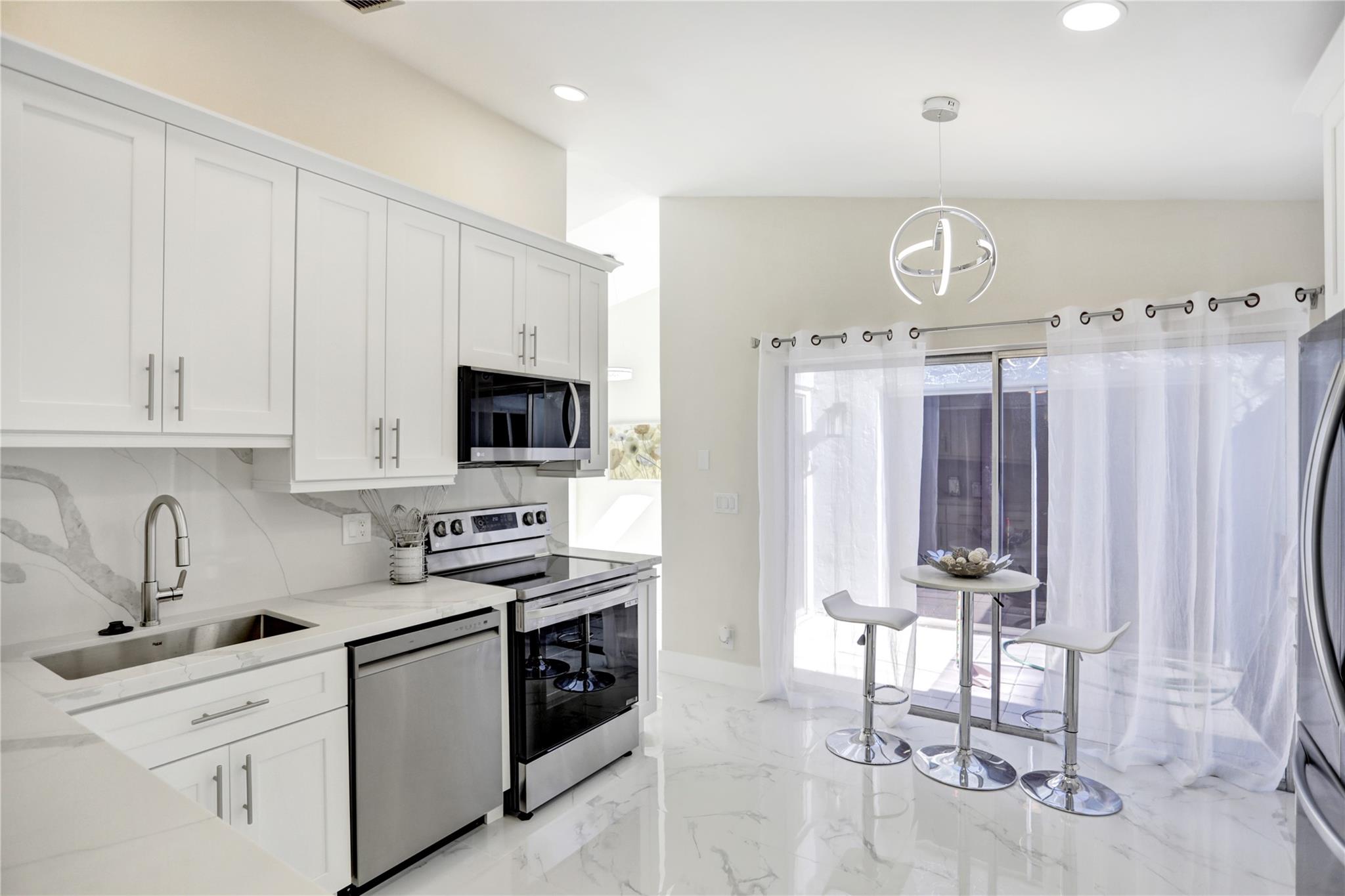 Alpine Woods Estates - Residential