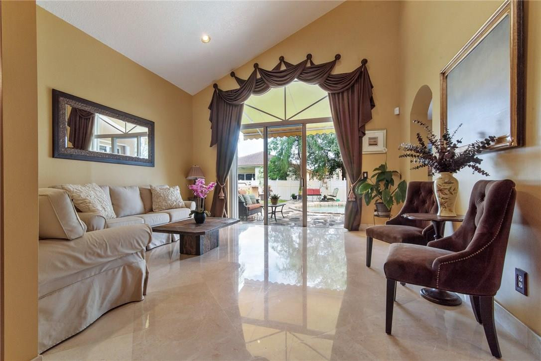 Claremont-Huntington - Residential