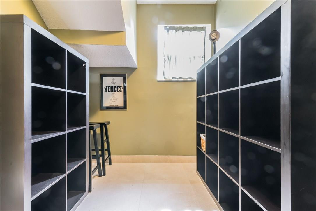 Claremont-Huntington - Residential