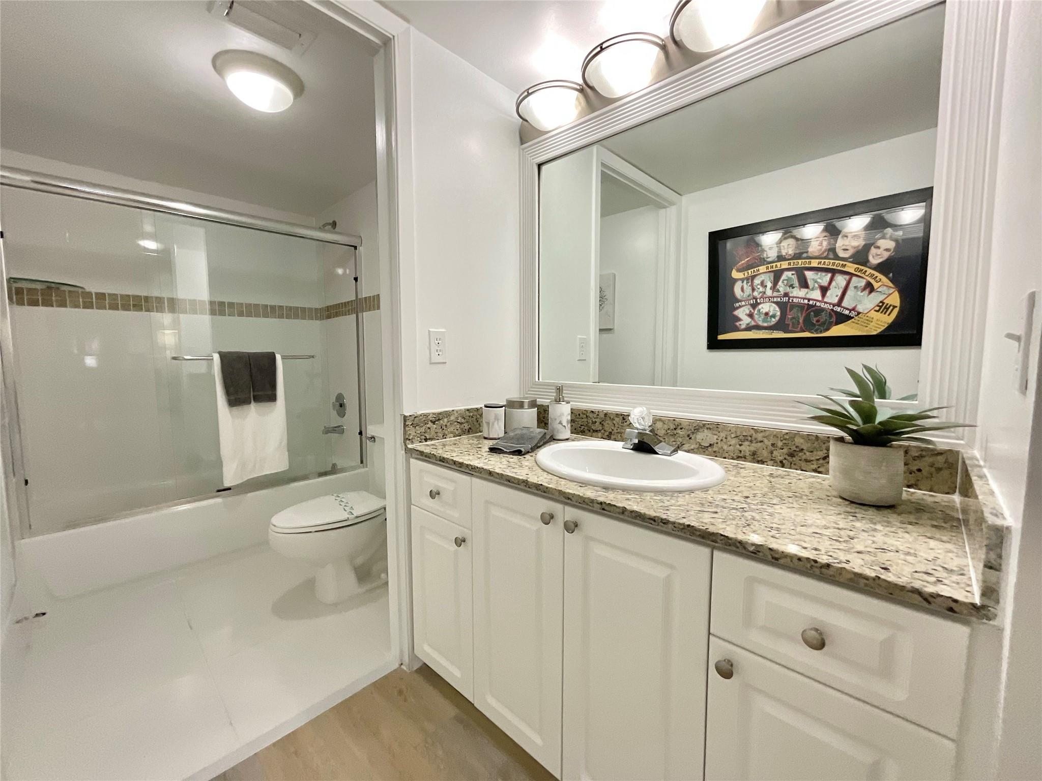 BLUE FONTAINE TRACT - Residential Lease