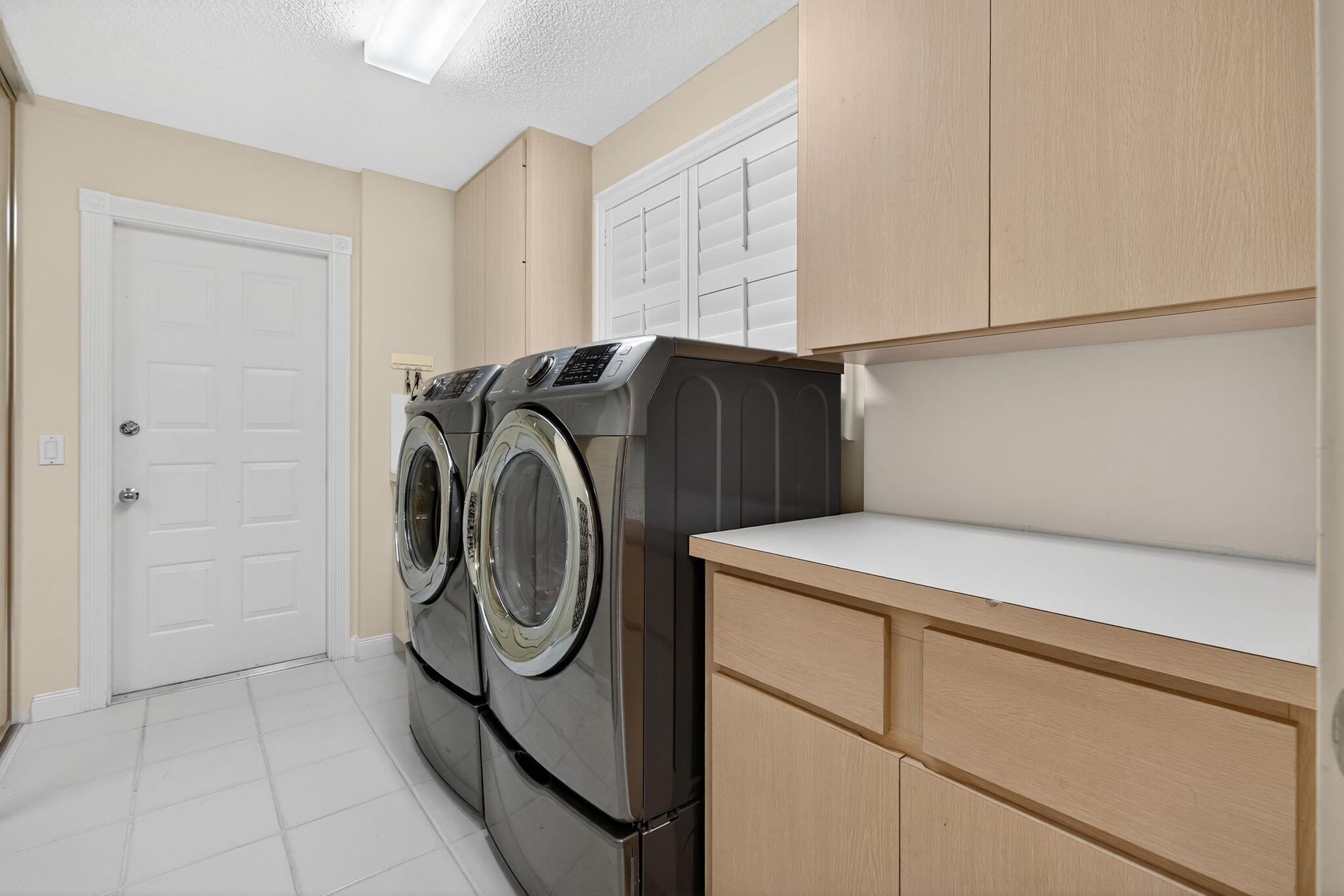 DOUBLE TREE - Residential