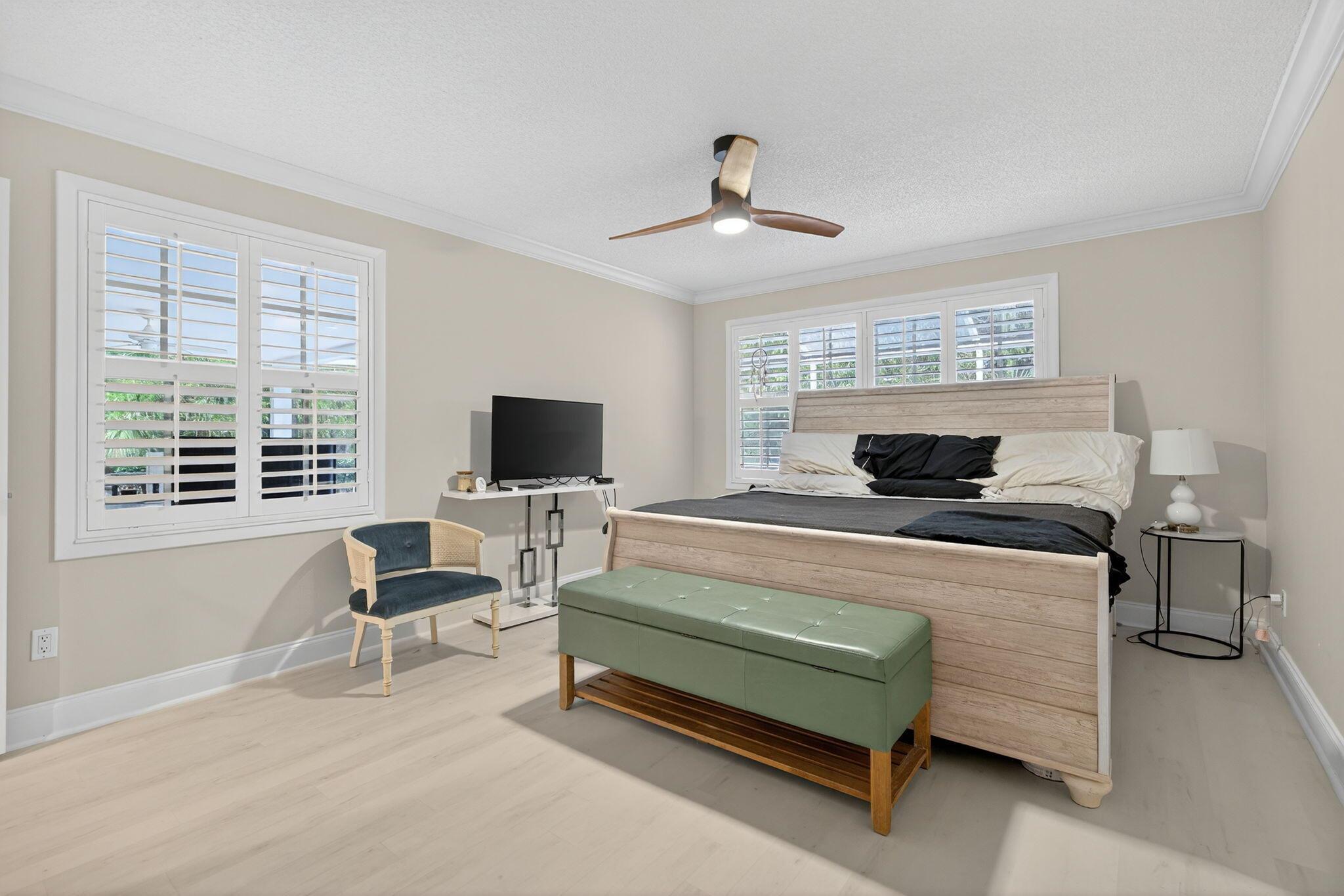 DOUBLE TREE - Residential