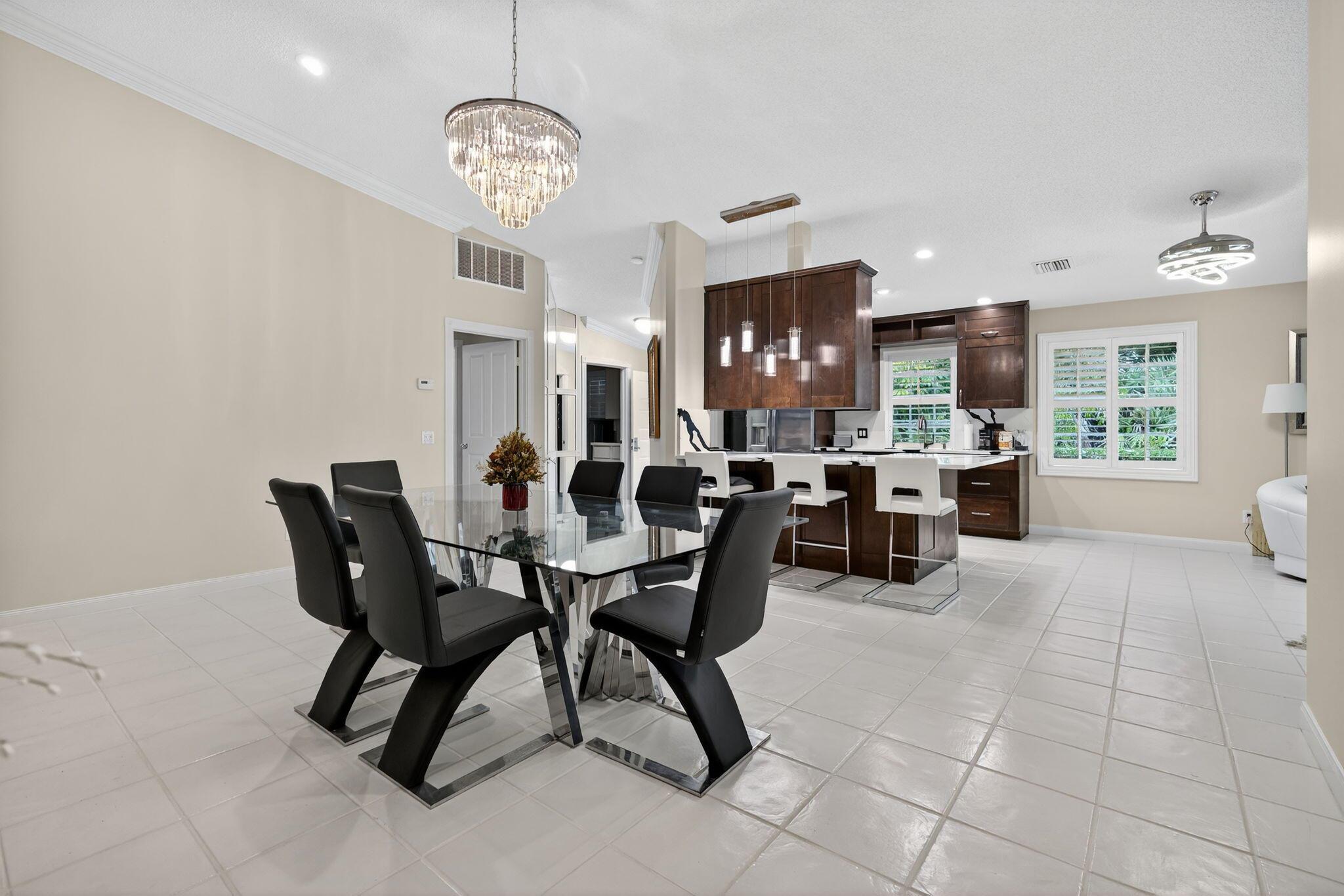 DOUBLE TREE - Residential