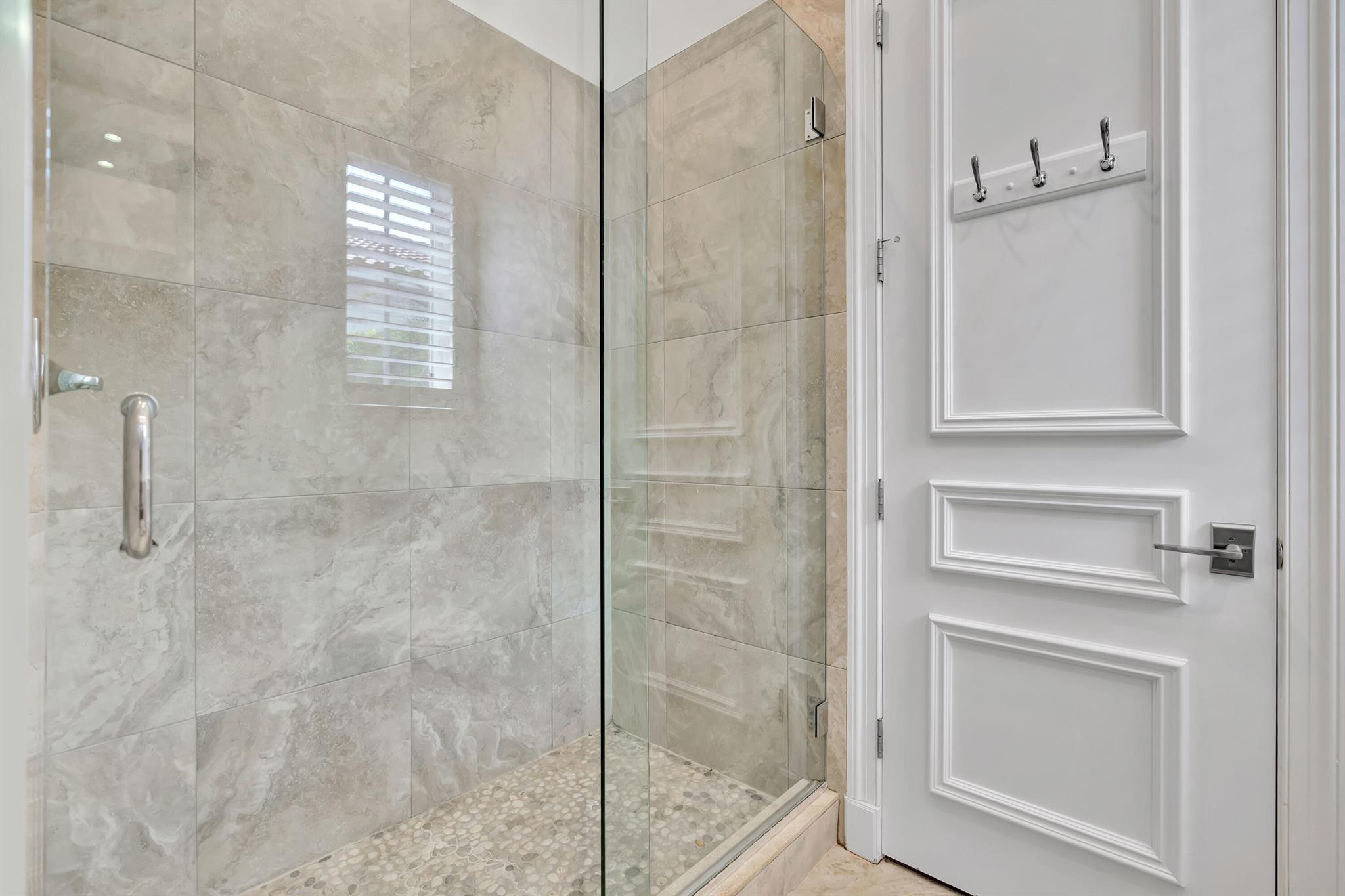 HARBOUR ISLES - Residential