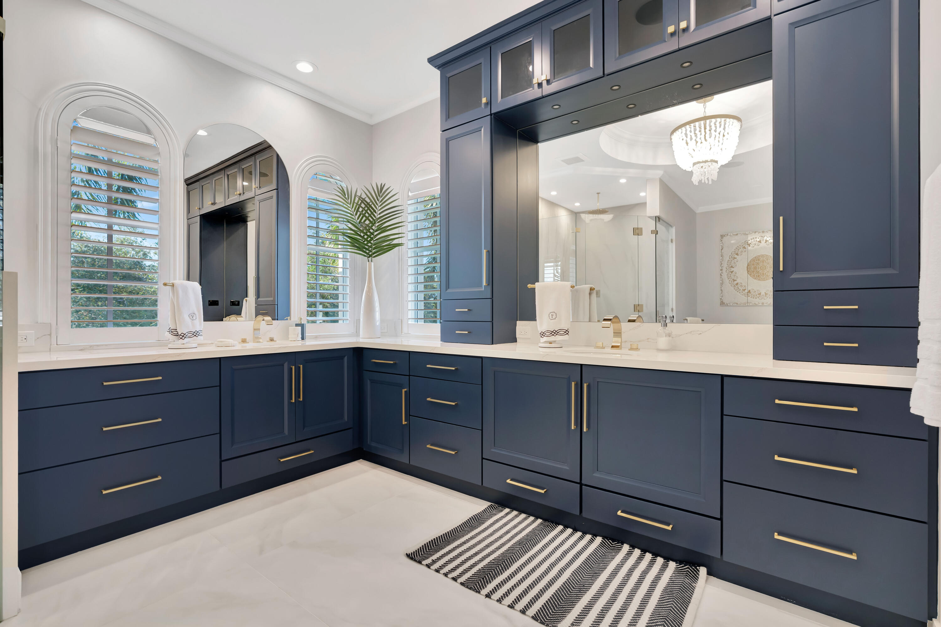 HARBOUR ISLES - Residential