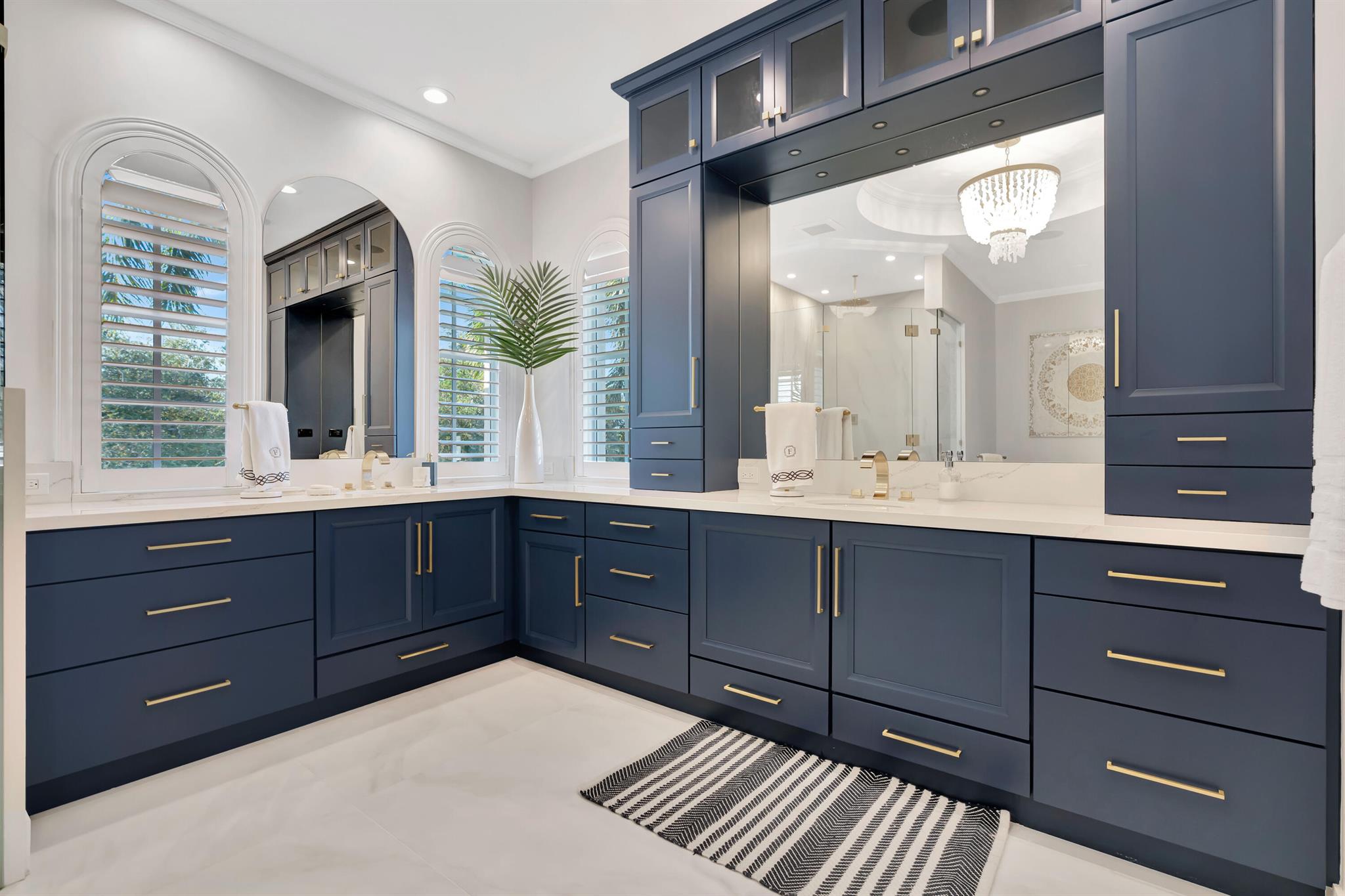 HARBOUR ISLES - Residential