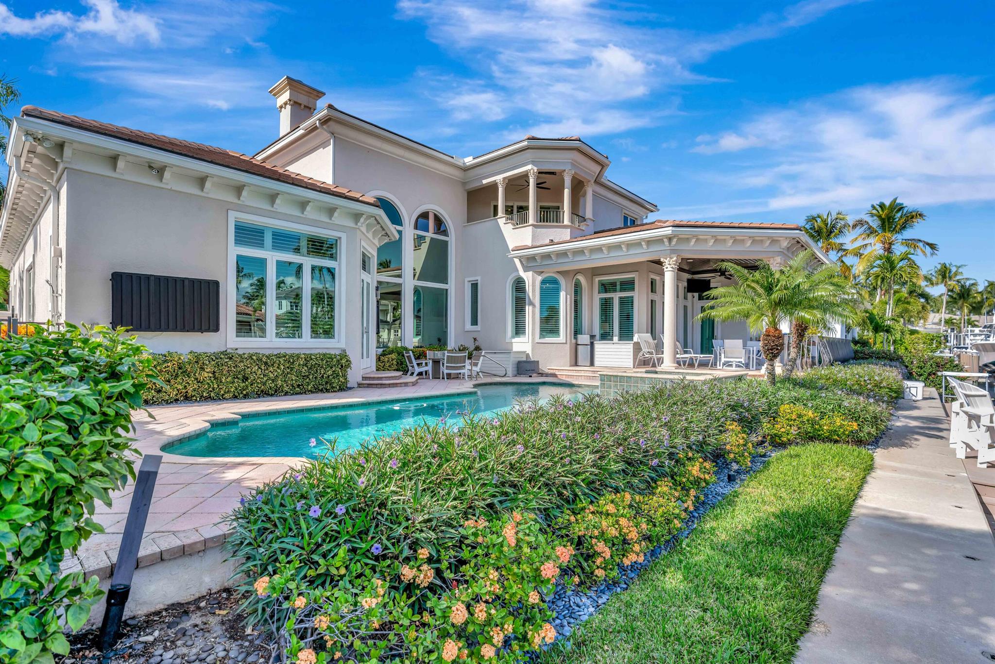 HARBOUR ISLES - Residential