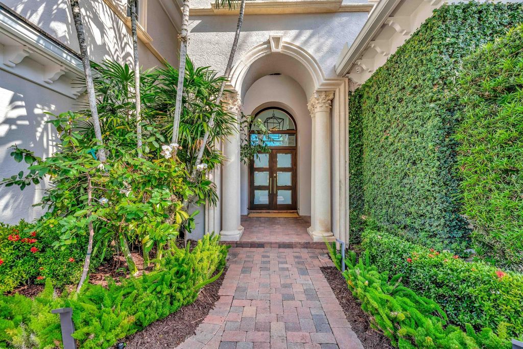 Photo of 736 Harbour Isle Way, North Palm Beach, FL 33410 (MLS # R11142693)