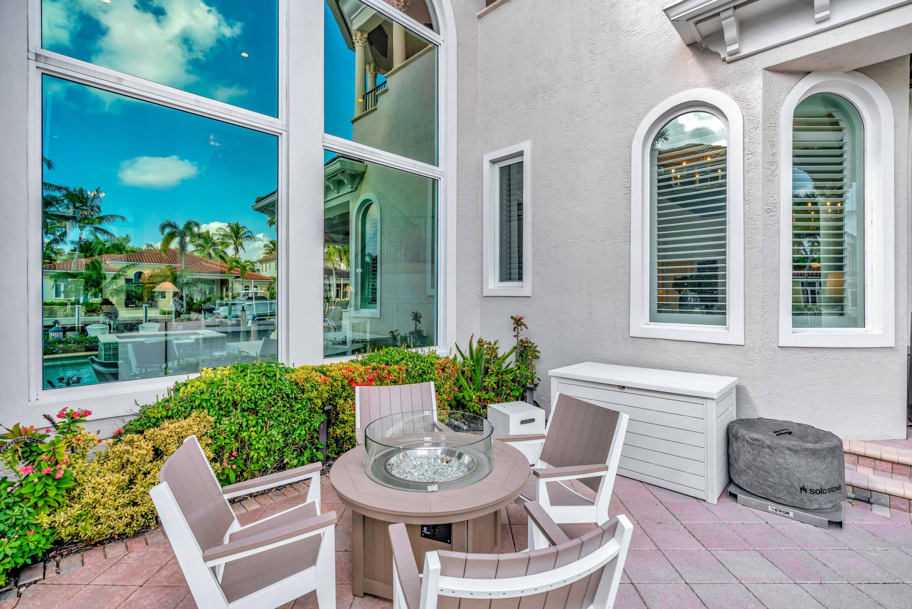 HARBOUR ISLES - Residential