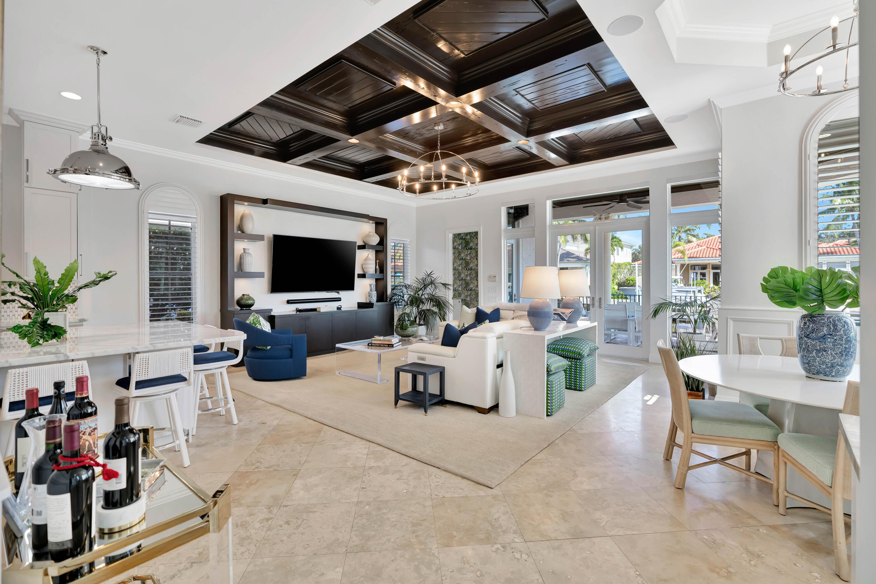 HARBOUR ISLES - Residential