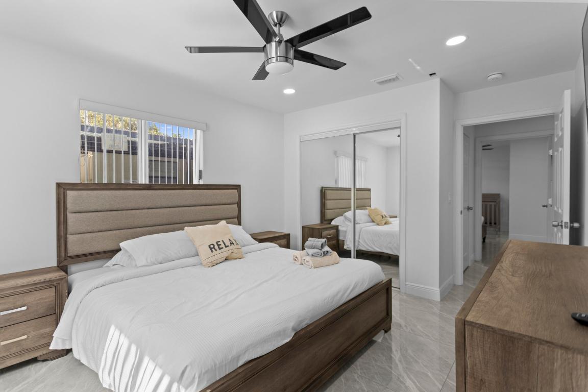 Hollywood south - Residential