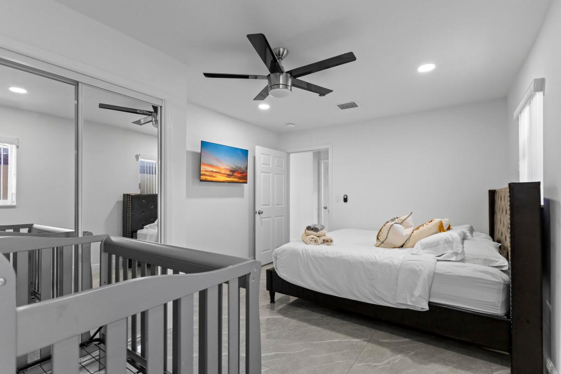 Hollywood south - Residential