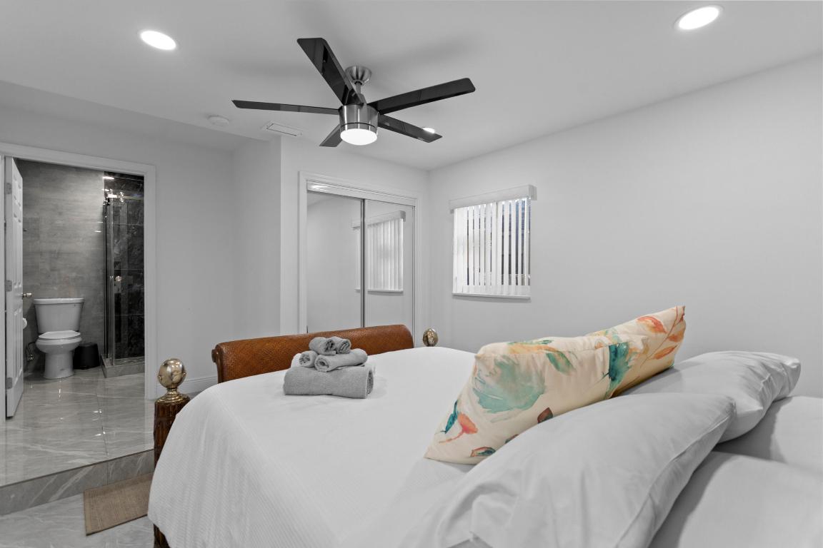 Hollywood south - Residential