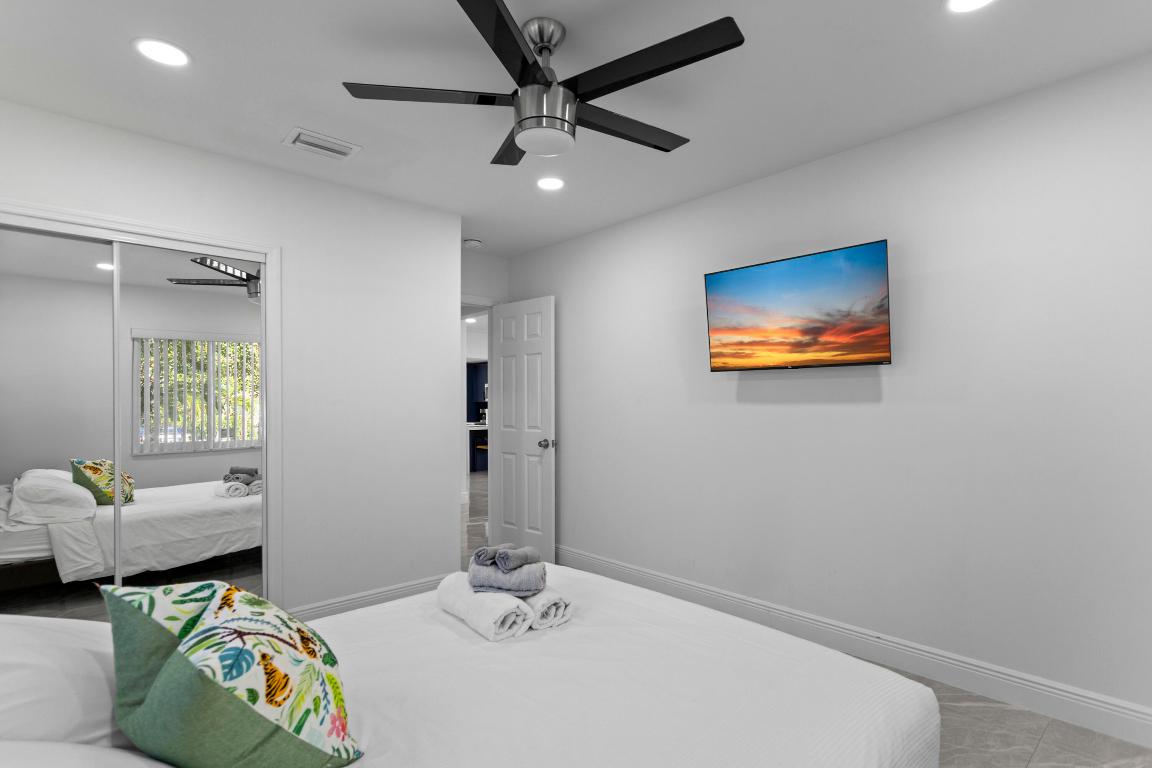 Hollywood south - Residential