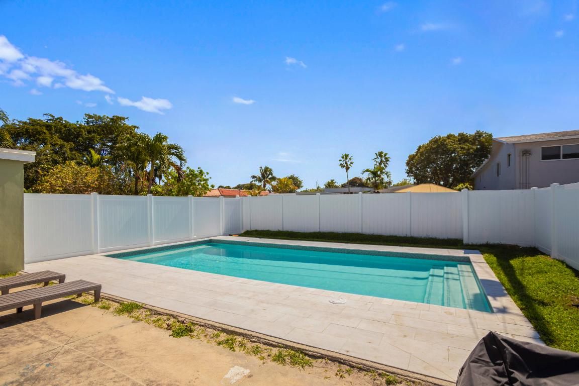 Hollywood south - Residential