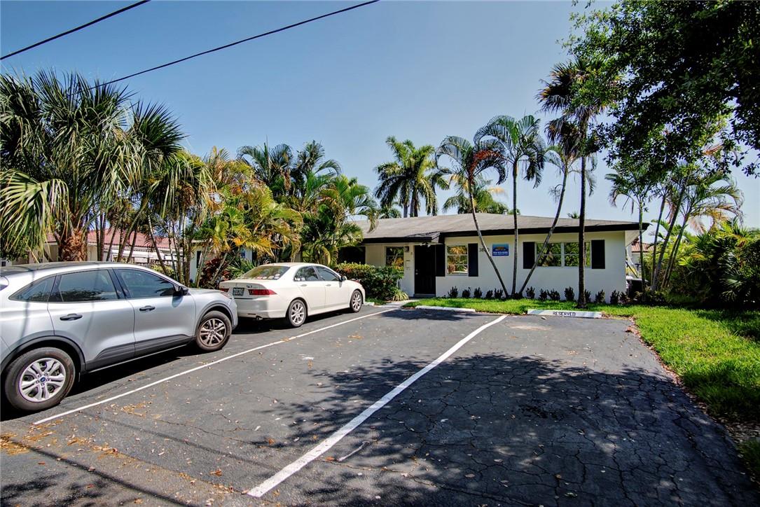 3860 NE 23rd Ave, Lighthouse Point, FL, 33064/$2,250,000 3 3860 NE 23rd Ave