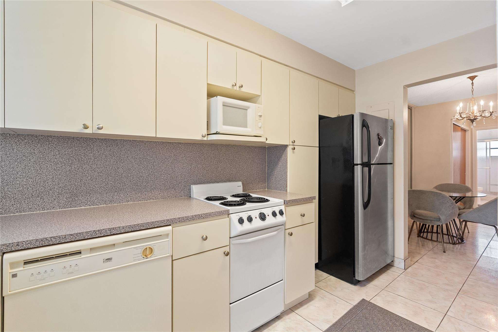 ELDORADO COUNTRY CLUB - Residential