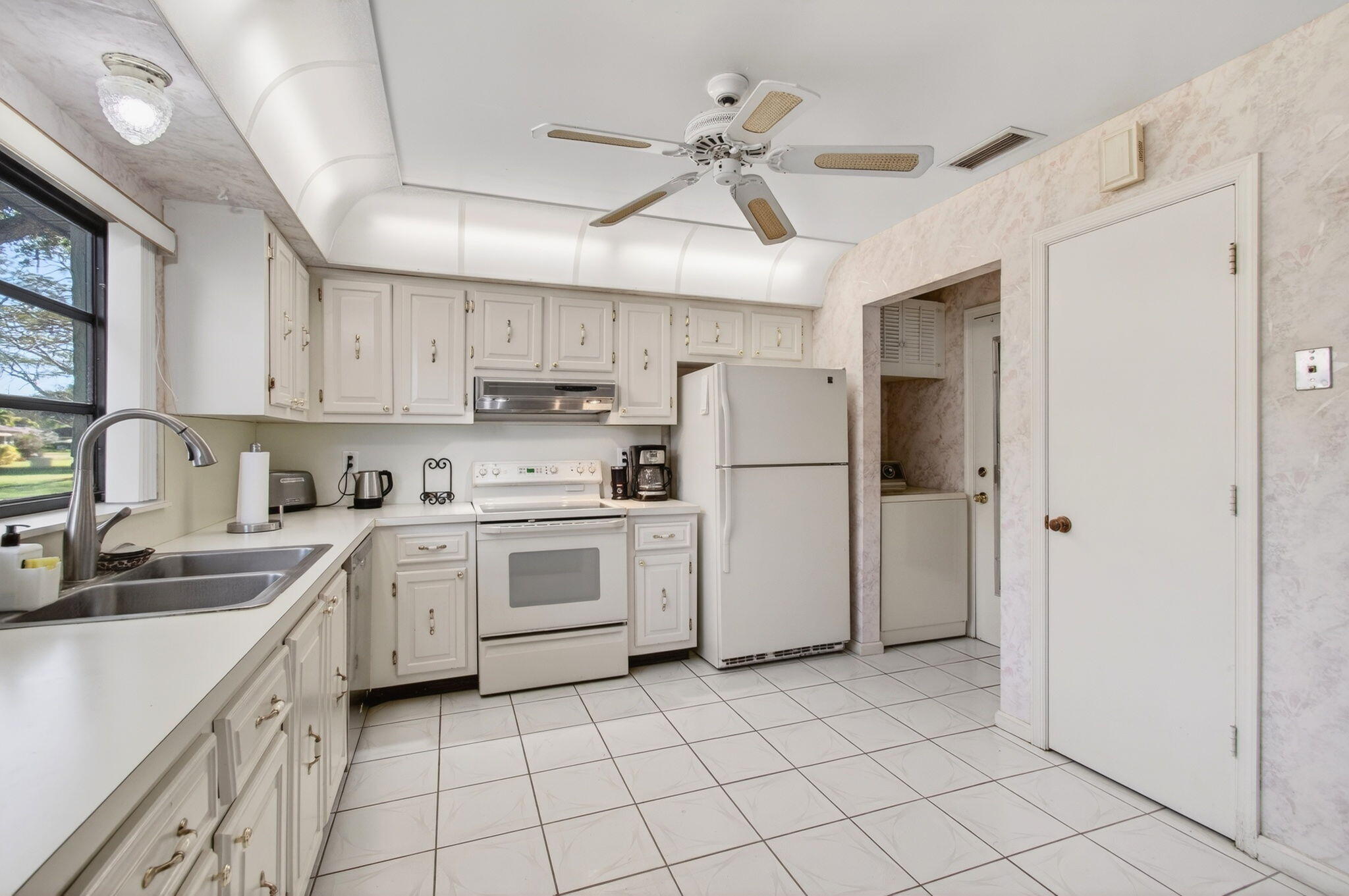 GREENTREE VILLAS CONDO - Residential Lease