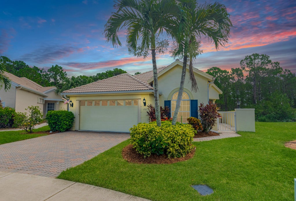 Photo of 731 SW San Salvador Cove, Port Saint Lucie, FL 34986 (MLS # R11114640)