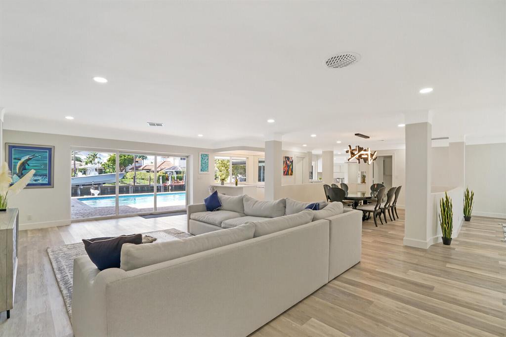 LANDINGS FIRST SEC - Residential